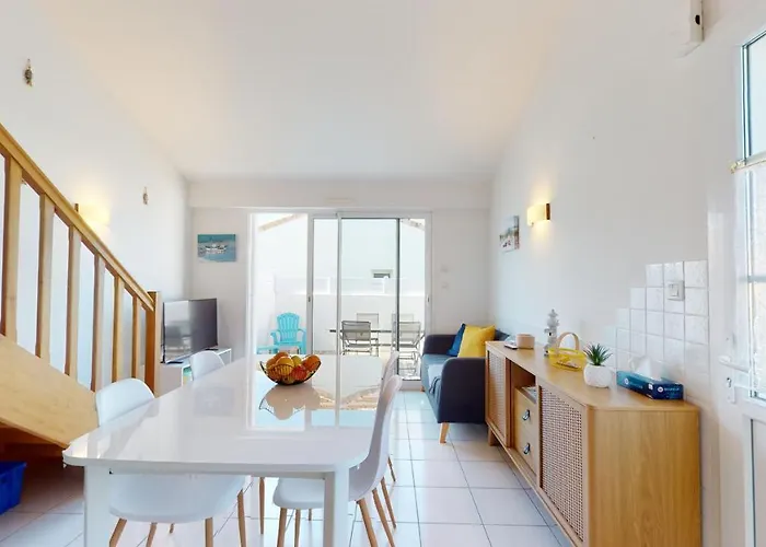 بيت للعطل Le Repos De La 900 M *