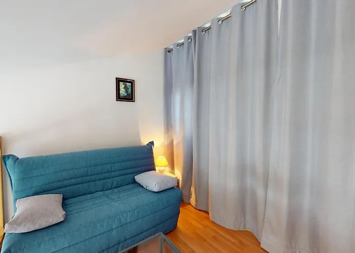 Le Repos De La 900 M بيت للعطل *